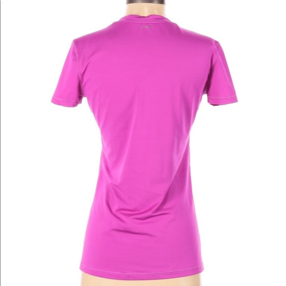 Adidas small top - Picture 2 of 6